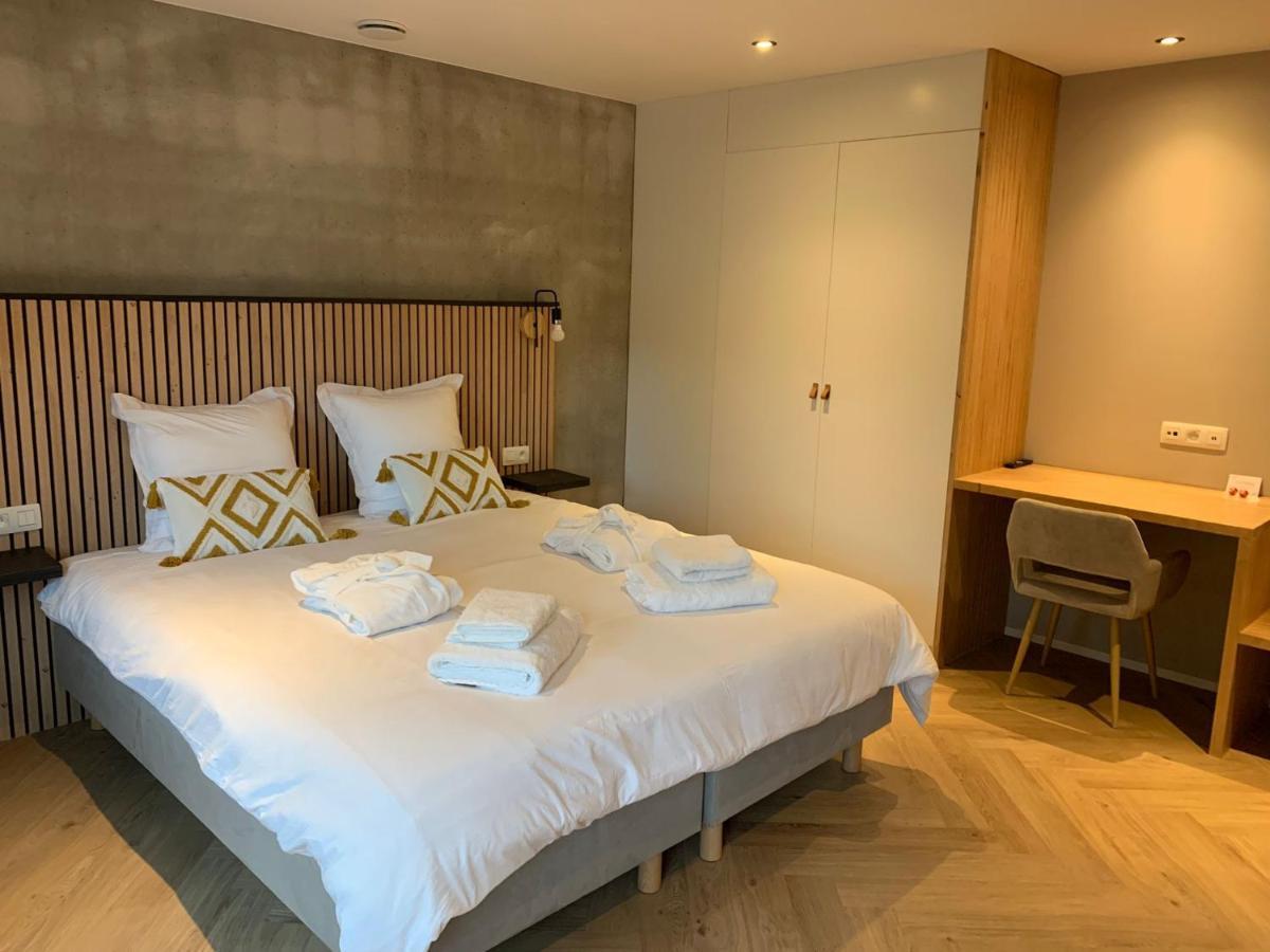 Dionbulles & Dionlodge Guesthouse, Private Wellness Pool In Option Bed & Breakfast *